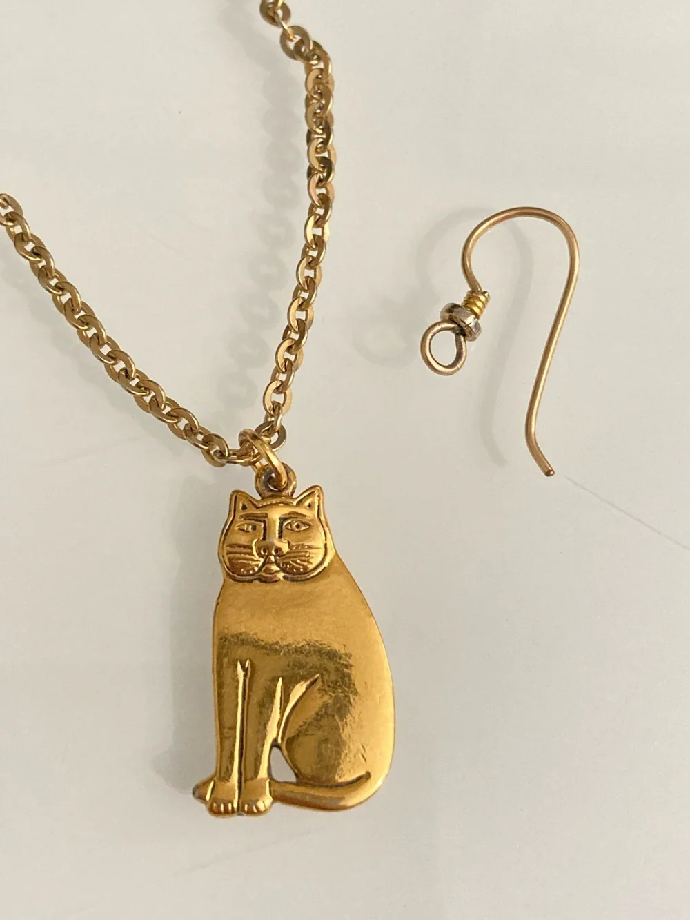 😻 Laurel Burch Mystic Cat Earring Repurposed Necklace - Picture 1 of 4